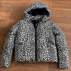 Carbon38 women’s Animal Print Down Puffer Jacket. - Medium - NWT